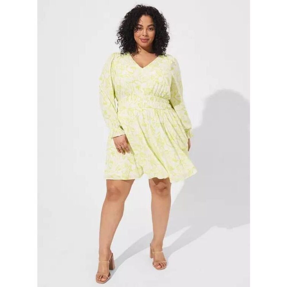 Torrid Mini Wash Gauze Wide Waist Skater Dress White Yellow Floral Size 4